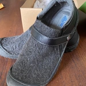 Women’s Jambu Casual Slip-Ons